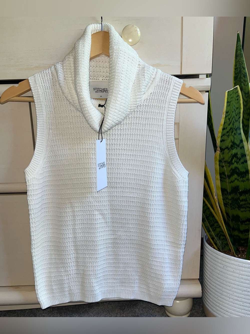 NWT Stitches & Stripes Sleeveless Cowl Neck Sweater Vest M